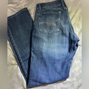 Wrangler Straight Leg Jeans 11x34